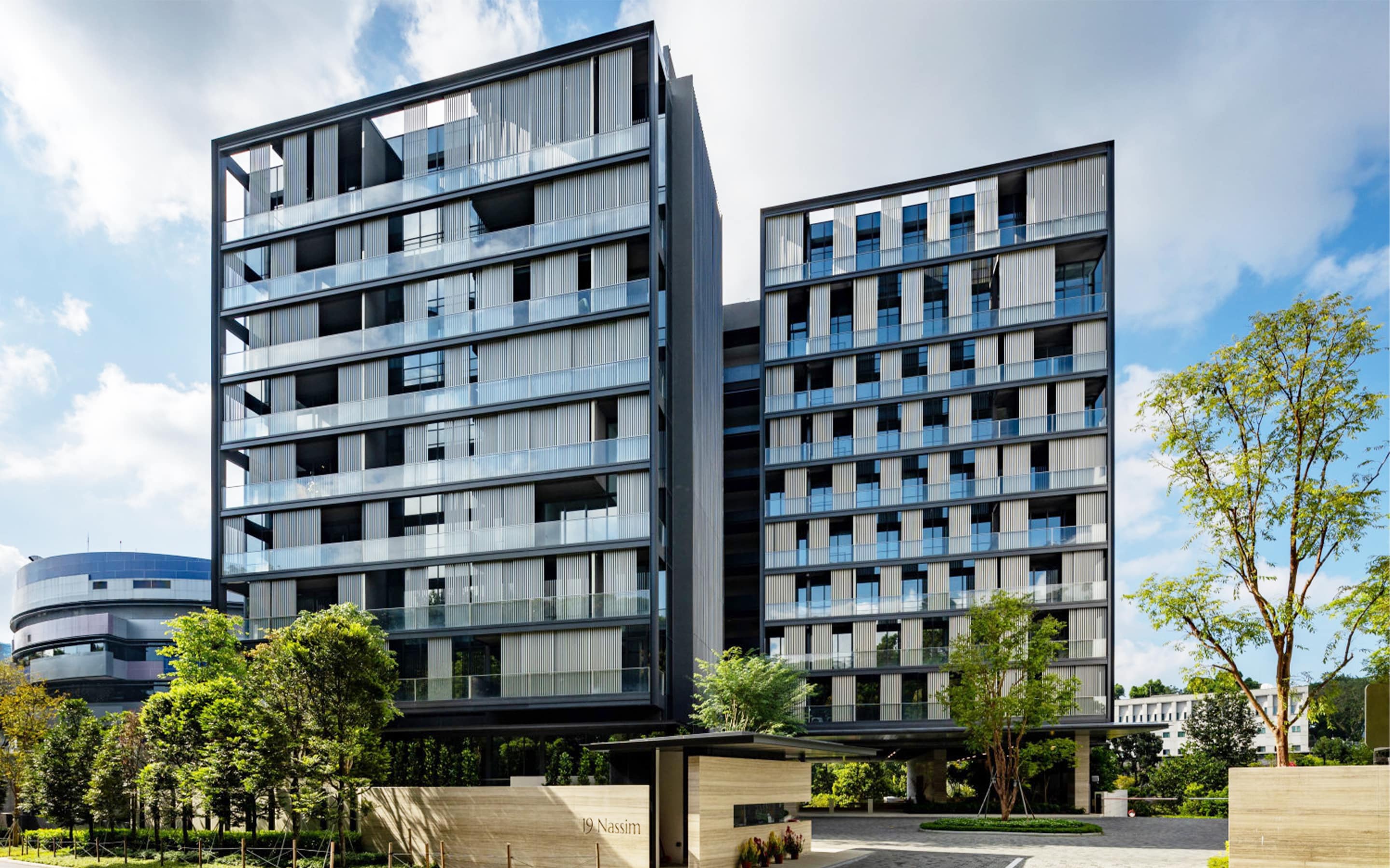 Luxury Place Branding for Smart Living